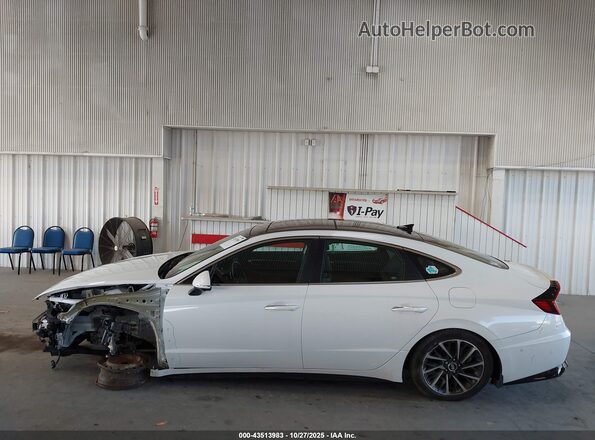 5NPEH4J27LH059057 2020 HYUNDAI SONATA White 