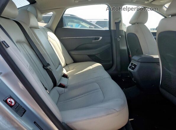5NPEH4J2XMH071818 2021 HYUNDAI SONATA Silver 