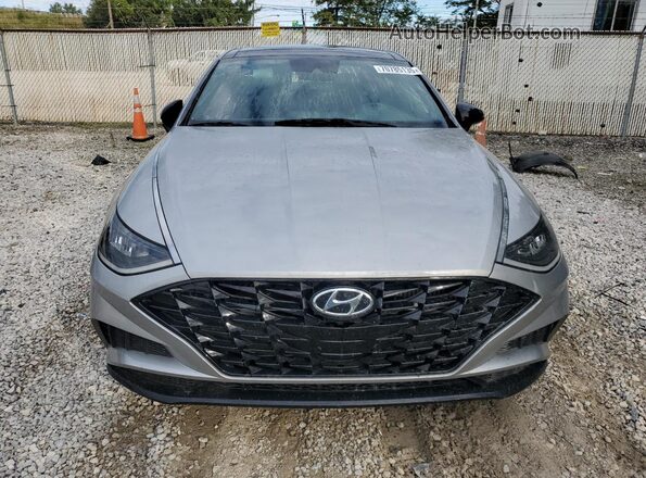 5NPEJ4J22LH034684 2020 HYUNDAI SONATA Silver Դիմացի տեսք