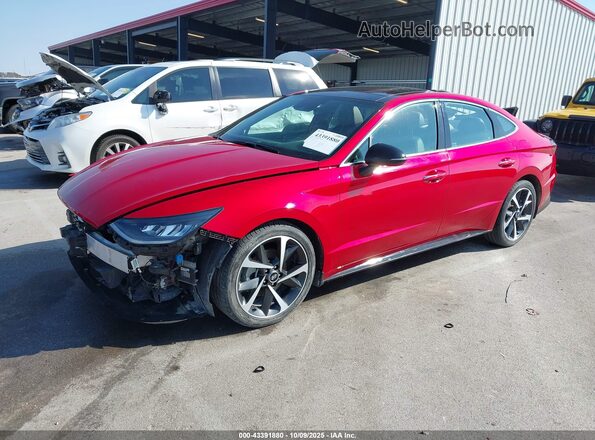 5NPEJ4J25NH137570 2022 HYUNDAI SONATA Красный Передняя левая четверть