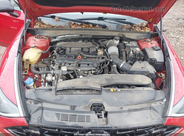 5NPEJ4J27NH136338 2022 HYUNDAI SONATA Red Widok z tyłu