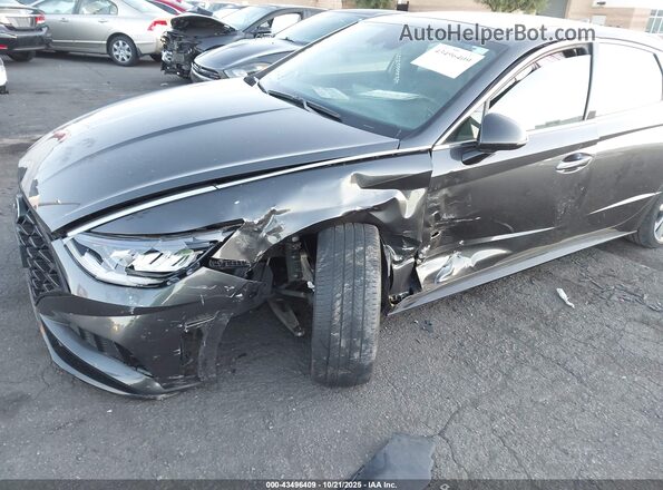 5NPEJ4J27NH140034 2022 HYUNDAI SONATA Gray წინა ხედი