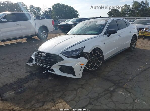 5NPEK4JC3MH125843 2021 HYUNDAI SONATA White Առջևի ձախ երեք քառորդ տեսարան