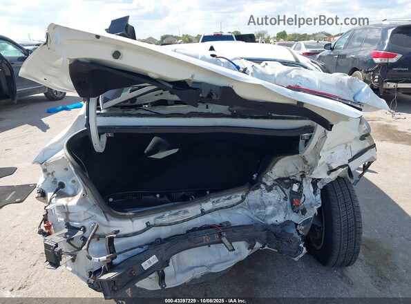 5NPLL4AG1MH049286 2021 HYUNDAI ELANTRA Белый 