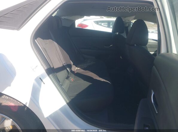 5NPLL4AG5NH053455 2022 HYUNDAI ELANTRA White VIN կոդի պիտակի տեսք