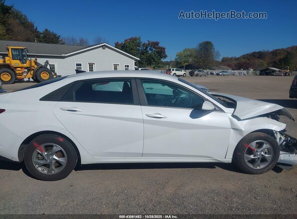 5NPLL4AG5NH053455 2022 HYUNDAI ELANTRA White Սալոնի հետևի տեսք