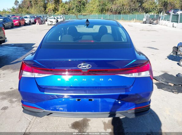 5NPLL4AG7NH078776 2022 HYUNDAI ELANTRA Blue 