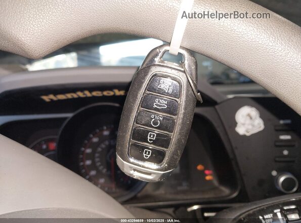 5NPLM4AG2NH071831 2022 HYUNDAI ELANTRA Black Widok deski rozdzielczej