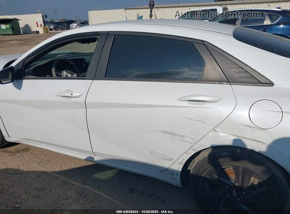 5NPLM4AG7MH012188 2021 HYUNDAI ELANTRA White Սալոնի 360 աստիճան տեսք