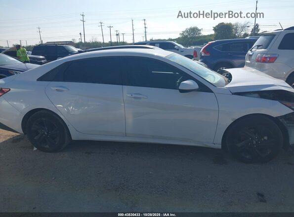 5NPLM4AG7MH012188 2021 HYUNDAI ELANTRA White Սալոնի հետևի տեսք