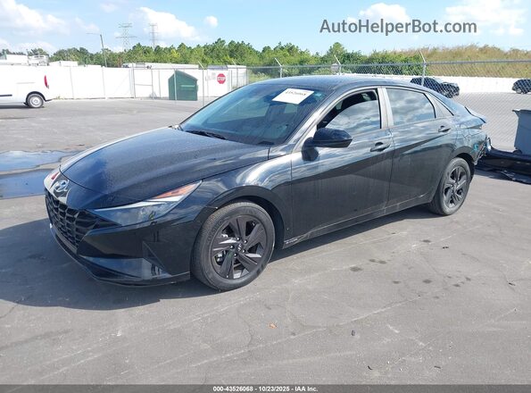 5NPLM4AG8MH018582 2021 HYUNDAI ELANTRA Black Передня ліва чверть