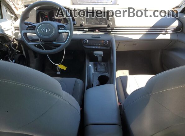 5NPLM4AG9MH000737 2021 HYUNDAI ELANTRA Белый 