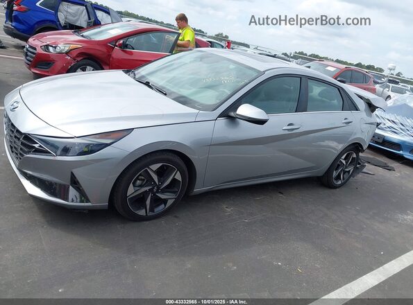 5NPLN4AG3NH058485 2022 HYUNDAI ELANTRA Silver 
