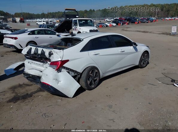 5NPLP4AG2NH074204 2022 HYUNDAI ELANTRA White Rear right