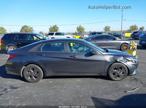 5NPLS4AG6NH056187 2022 HYUNDAI ELANTRA Gray Widok wnętrza z tyłu