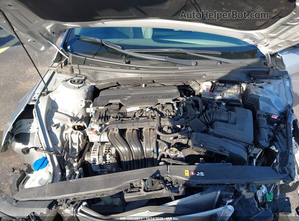 5NPLS4AG6NH076360 2022 HYUNDAI ELANTRA Silver Vista trasera