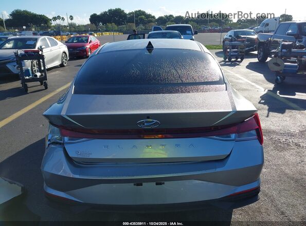 5NPLS4AG6NH076360 2022 HYUNDAI ELANTRA Silver 