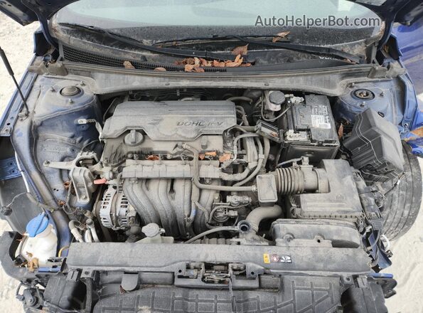 5NPLS4AG8NH060208 2022 HYUNDAI ELANTRA Blue Widok wnętrza z tyłu