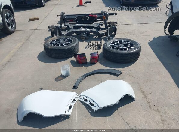 5NTJCDAE6NH002683 2022 HYUNDAI SANTA CRUZ White Սարքավորումների վահանակի տեսք