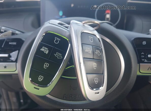 5NTJCDDF8RH109437 2024 HYUNDAI SANTA CRUZ Gray Առջևի վահանակի տեսք