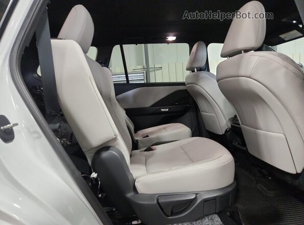 5TDAAAB64RS015314 2024 LEXUS TX White 
