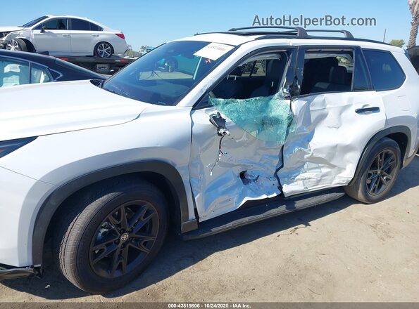 5TDACAB55SS064562 2025 TOYOTA HIGHLANDER HYBRID White Front view