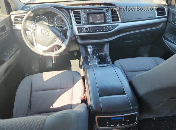 5TDBGRFH1JS038776 2018 TOYOTA HIGHLANDER HYBRID Gray Widok deski rozdzielczej