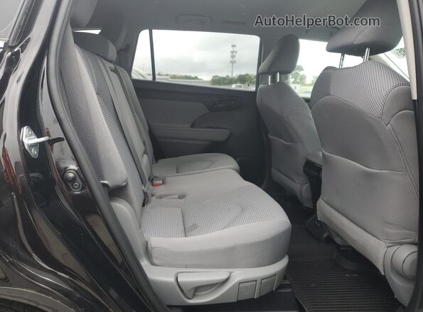 5TDCZRBH6MS135089 2021 TOYOTA HIGHLANDER Black Widok wnętrza z tyłu