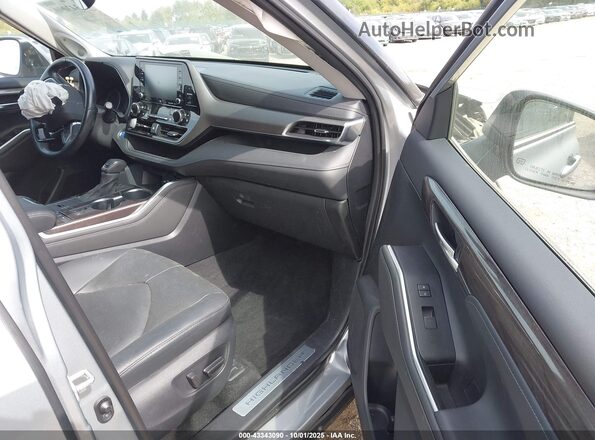 5TDDBRCH5MS015873 2021 TOYOTA LIMITED Silver წინა სალონის ხედი