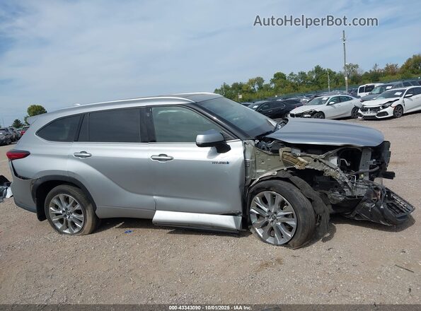 5TDDBRCH5MS015873 2021 TOYOTA LIMITED Silver უკანა სალონის ხედი