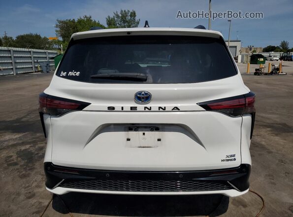 5TDDRKEC8NS092565 2022 TOYOTA SIENNA White 