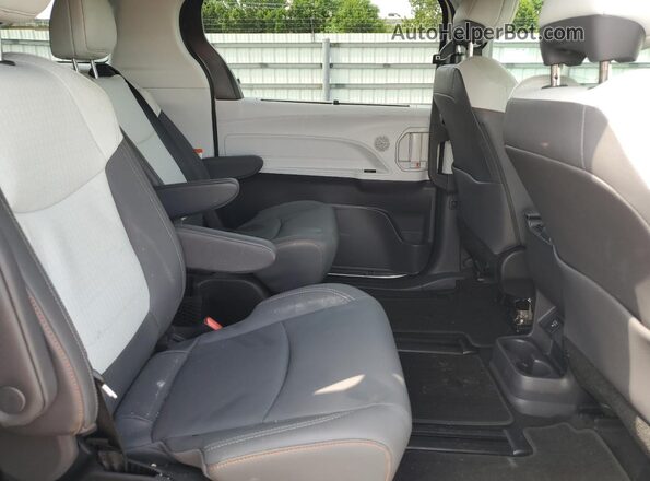 5TDDRKEC8NS092565 2022 TOYOTA SIENNA White 