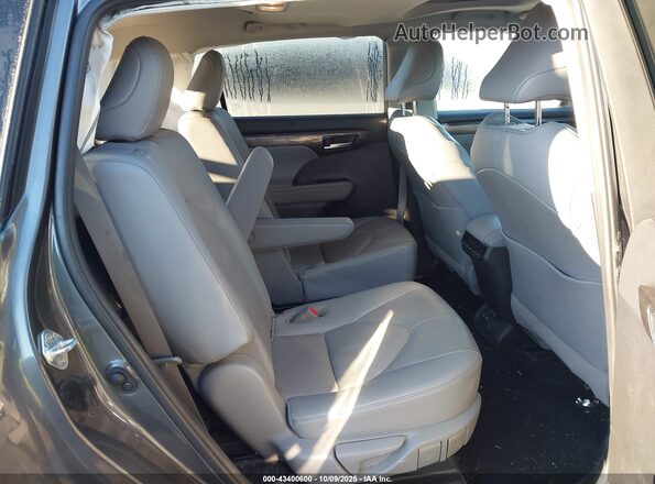 5TDDZRBH8LS054632 2020 TOYOTA LIMITED Серый Вид наклейки с VIN-кодом
