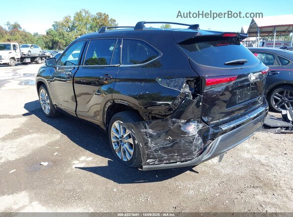 5TDDZRBH8MS067611 2021 TOYOTA LIMITED Purple 