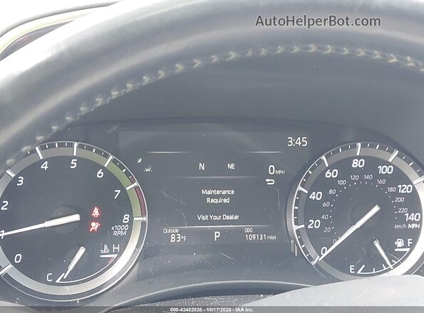 5TDDZRBH9LS004046 2020 TOYOTA LIMITED White Հետևի նստատեղերի տեսք