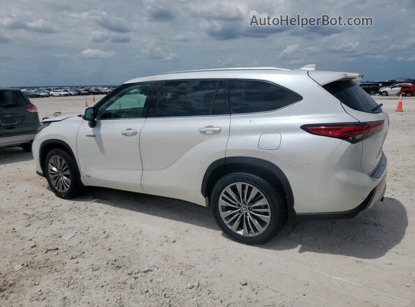 5TDEBRCH9MS021065 2021 TOYOTA HIGHLANDER HYBRID White 