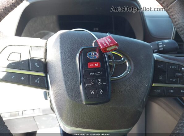 5TDESKFC5PS092842 2023 TOYOTA SIENNA Gray Widok deski rozdzielczej