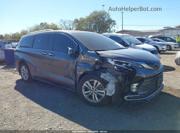 5TDESKFC5PS092842 2023 TOYOTA SIENNA Gray Widok wnętrza z tyłu