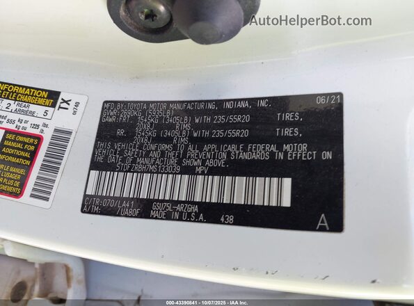 5TDFZRBH7MS133039 2021 TOYOTA HIGHLANDER White Vista del compartimento del motor