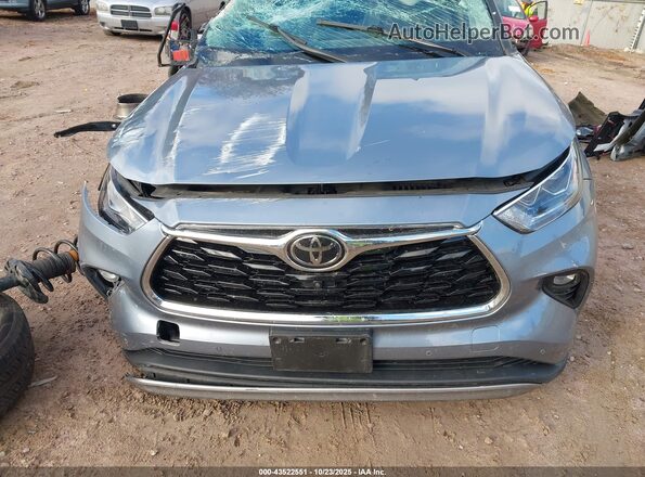 5TDFZRBH8LS008761 2020 TOYOTA HIGHLANDER Silver Instrument cluster view