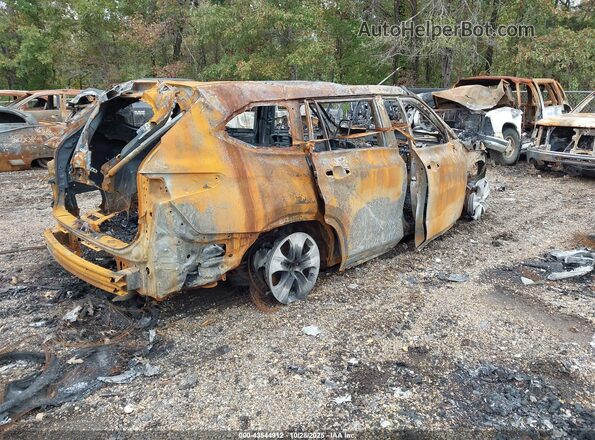 5TDGZRAH4MS050383 2021 TOYOTA LE Коричневый 