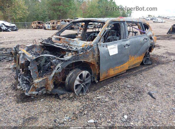 5TDGZRAH4MS050383 2021 TOYOTA LE Коричневый 