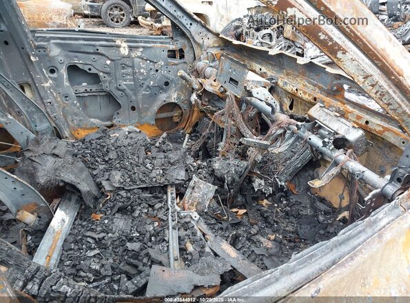 5TDGZRAH4MS050383 2021 TOYOTA LE Коричневый 