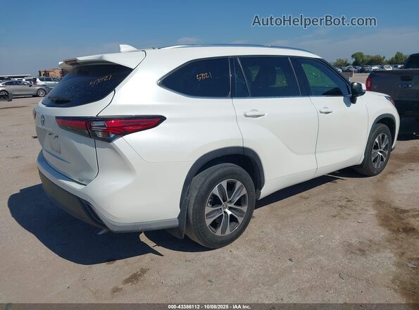 5TDGZRAH8LS501345 2020 TOYOTA LE White Задня права чверть