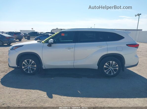 5TDGZRAH8LS501345 2020 TOYOTA LE White Панорамний вид салону 360°
