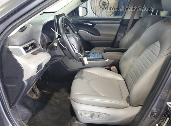 5TDGZRBH3NS205652 2022 TOYOTA LE Gray Вид салону спереду