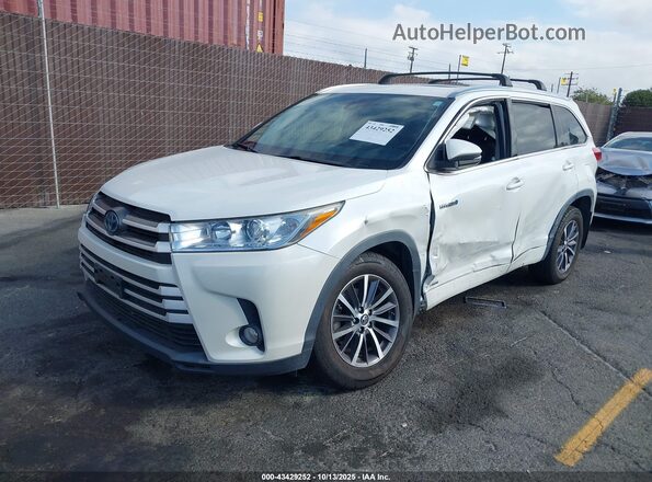 5TDJGRFH8JS042397 2018 TOYOTA LE White წინა მარცხენა ხედი სამი მეოთხედიდან