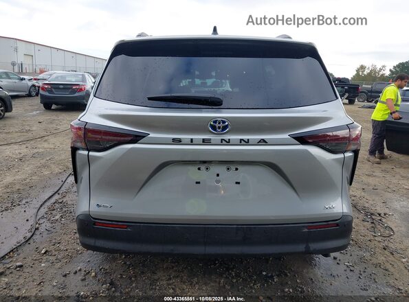 5TDJRKEC9SS255609 2025 TOYOTA LE Silver 