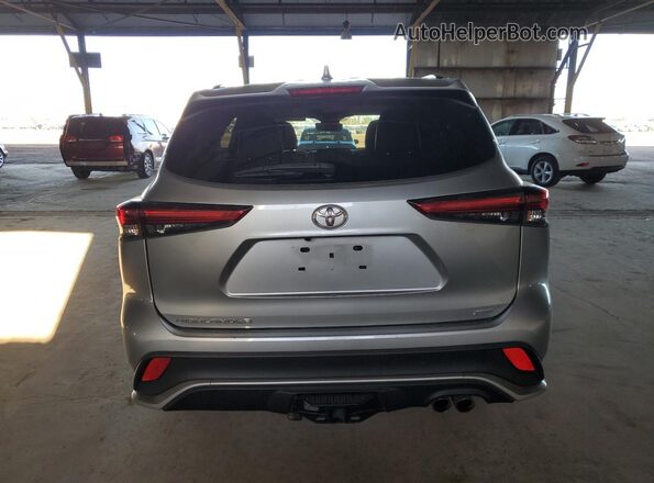 5TDJZRAH9NS093933 2022 TOYOTA HIGHLANDER Silver 