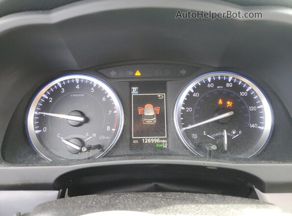 5TDJZRFH3JS879942 2018 TOYOTA HIGHLANDER White 